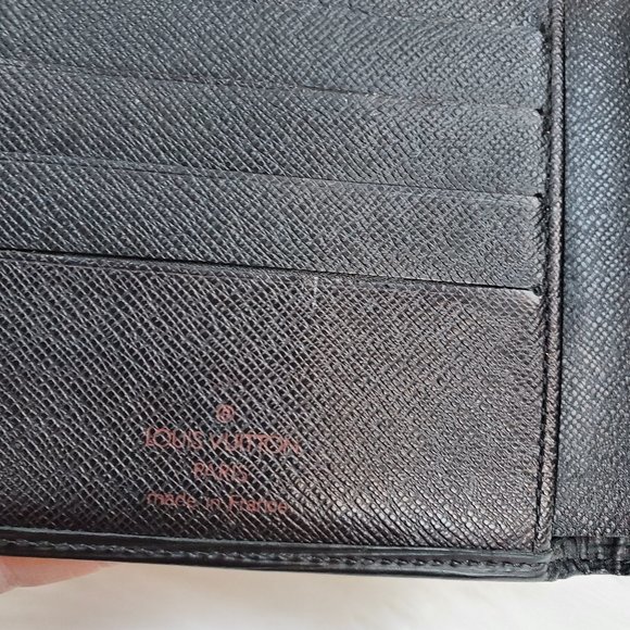 Louis Vuitton Compact Snap Black Epi Wallet - Picture 7 of 12